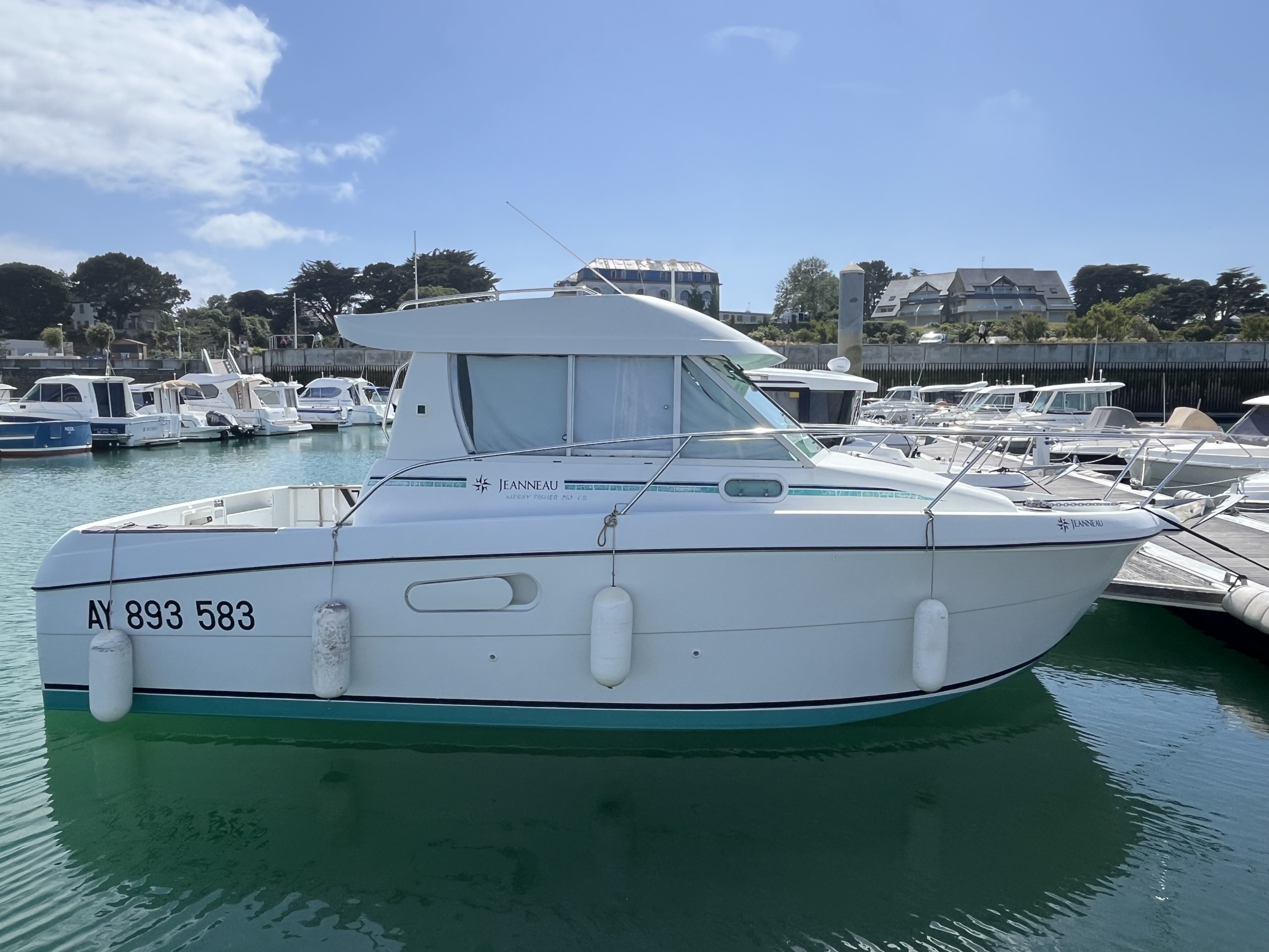 JEANNEAU MERRY FISHER 750 CR